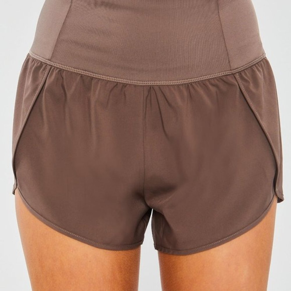 Love Tree Woven Solid Inner Brief Back Pocket Shorts - Picture 3 of 3